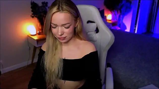 Lily Yin online show from 04-22-26, 05:47