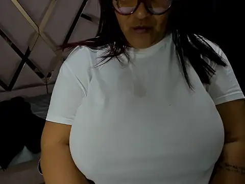 DaianaLutz online show from 09-20-25, 02:11