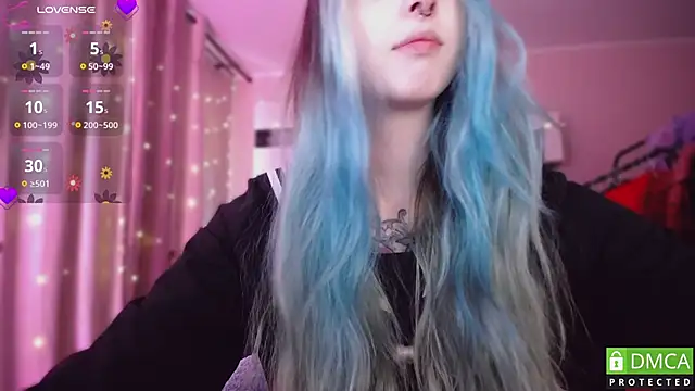 JustMeowGirl online show from 04-24-26, 05:20