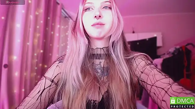 JustMeowGirl online show from 06-05-26, 04:50