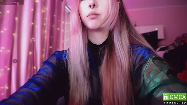 JustMeowGirl online show from 05-31-26, 06:41