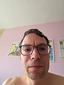 Schnubby1 online show from 03-07-26, 12:43