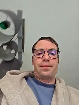 Schnubby1 online show from 03-16-26, 02:10