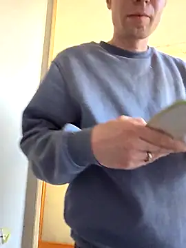 Schnubby1 online show from 03-12-26, 03:16