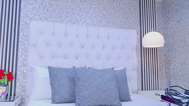 MiaSweeths online show from 02-18-26, 03:26