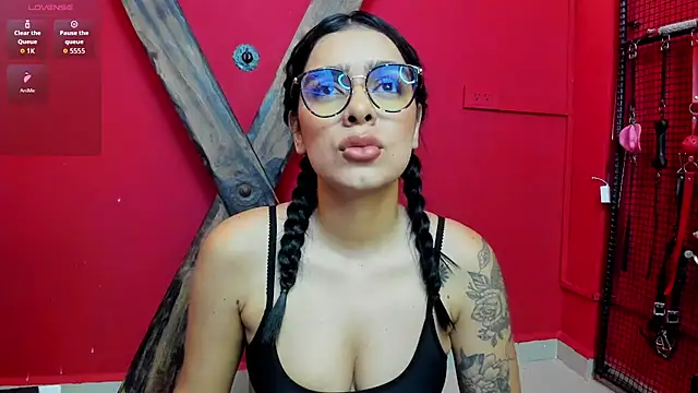 Foxy Assh  online show from 06-23-26, 06:33