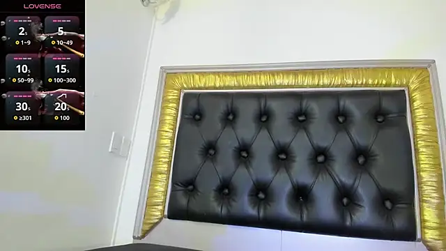 Foxy Assh  online show from 01-07-26, 05:01