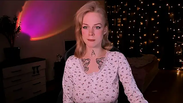 Polusladkoye online show from 02-07-26, 04:04