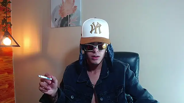 Bastiaan 28 online show from 02-14-25, 07:59
