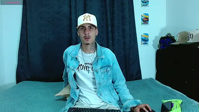 Bastiaan 28 online show from 11-11-25, 03:34