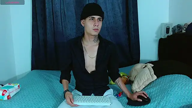 Bastiaan 28 online show from 12-22-25, 10:32