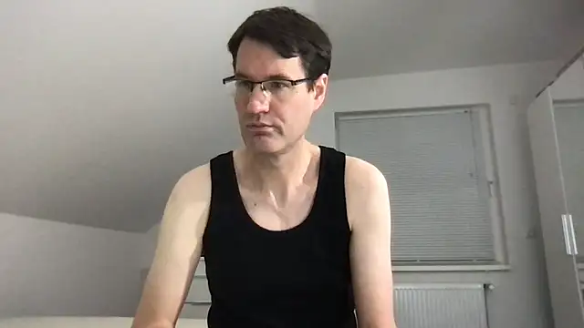 zxzx cam1 online show from 01-06-26, 05:17