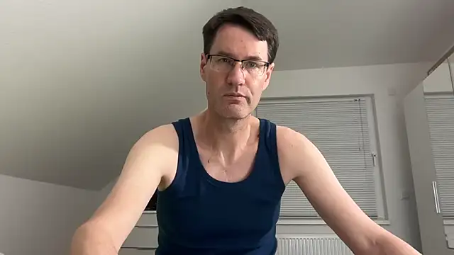 zxzx cam1 online show from 03-03-26, 06:37