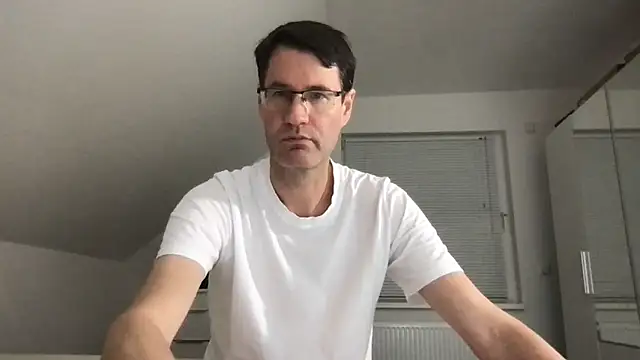 zxzx cam1 online show from 12-15-25, 06:03