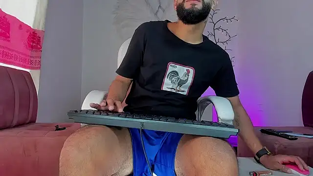 estiben 05 online show from 01-18-26, 04:32