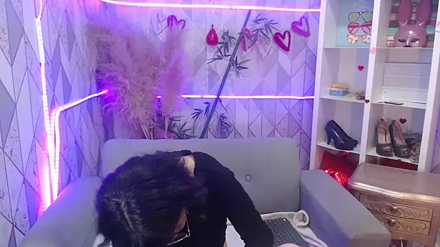 charlottemoonxz online show from 09-17-25, 06:54