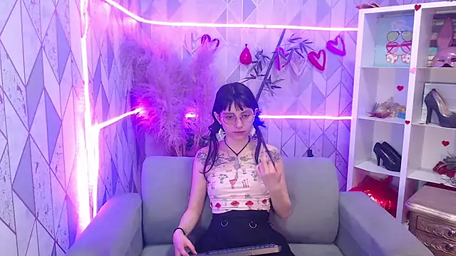 charlottemoonxz online show from 10-03-25, 08:10