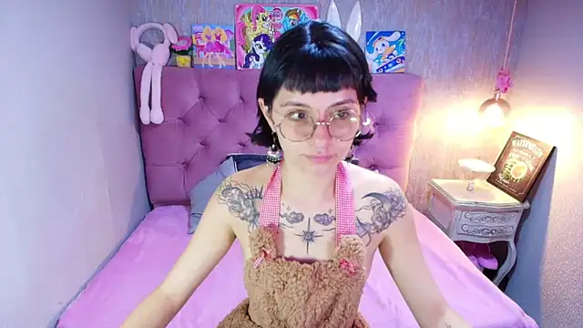 charlottemoonxz online show from 03-08-26, 07:06