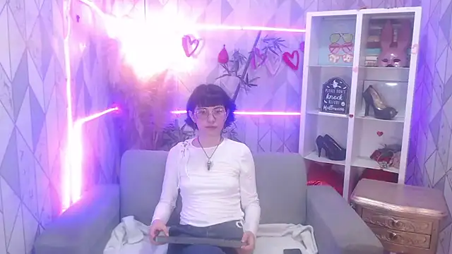 charlottemoonxz online show from 11-07-25, 08:02