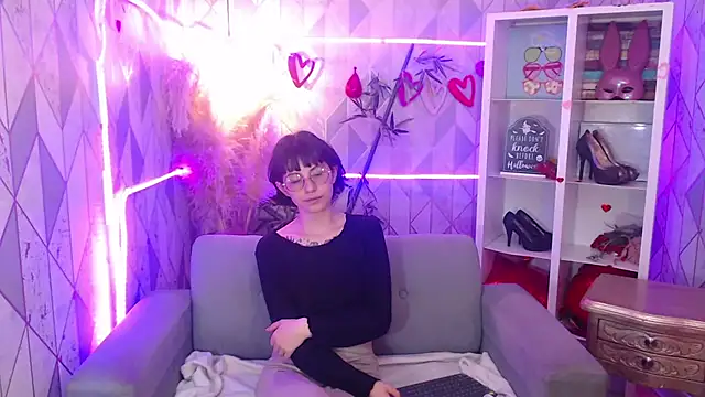 charlottemoonxz online show from 11-13-25, 07:40