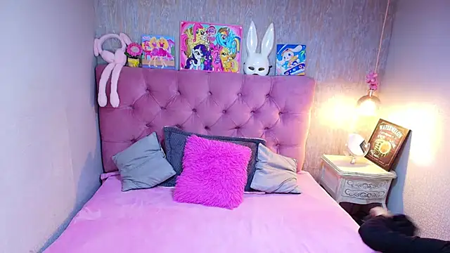 charlottemoonxz online show from 02-25-26, 07:03