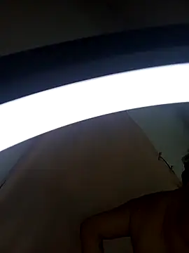 lynieh- online show from 03-09-26, 05:33