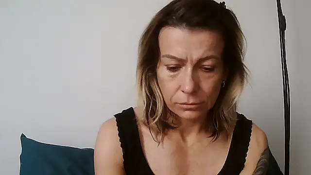 anechka1 online show from 04-26-26, 11:29