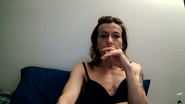 Snapshot of anechka1 chatting on 06-19-26, 01:44 anechka1 online show from 06-19-26, 01:44