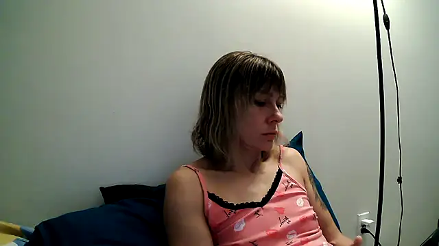 anechka1 online show from 12-18-25, 02:16