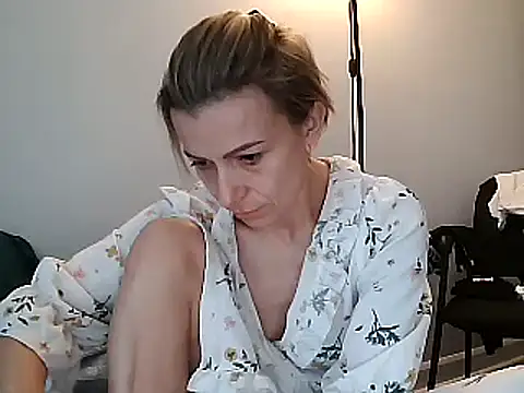 anechka1 online show from 12-10-24, 01:44