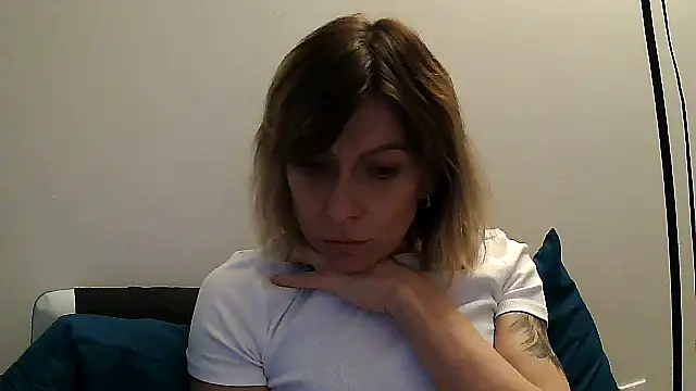 anechka1 online show from 02-21-26, 10:45