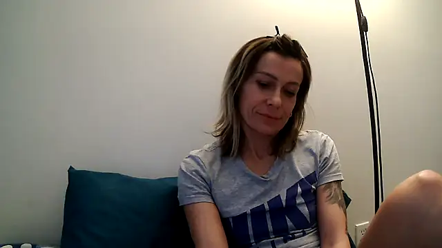 anechka1 online show from 05-13-26, 11:34