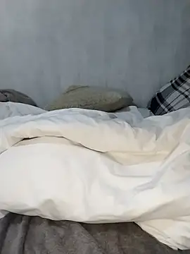 Snapshot of Stallion100 chatting on 02-21-26, 06:43 Stallion100 online show from 02-21-26, 06:43