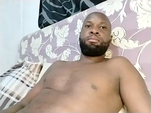 Snapshot of Stallion100 chatting on 02-20-26, 12:07 Stallion100 online show from 02-20-26, 12:07