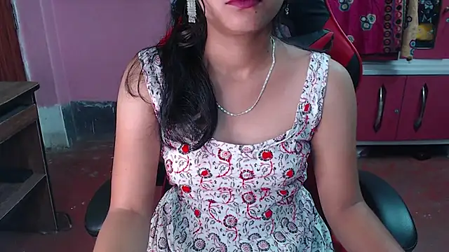 Snapshot of Angel_Alison_ chatting on 03-02-25, 06:57 Angel Alison  online show from 03-02-25, 06:57