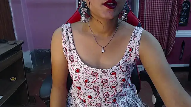 Snapshot of Angel_Alison_ chatting on 12-21-24, 06:11 Angel Alison  online show from 12-21-24, 06:11