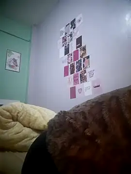 GoddessVee online show from 10-31-25, 01:46