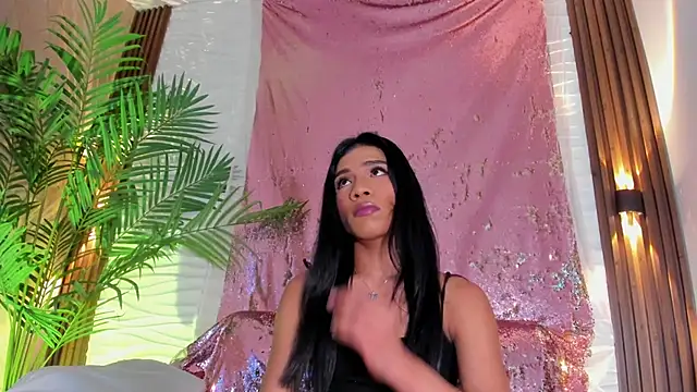 Snapshot of kimberly_Gonzalez1 chatting on 09-28-25, 03:24 kimberly Gonzalez1 online show from 09-28-25, 03:24