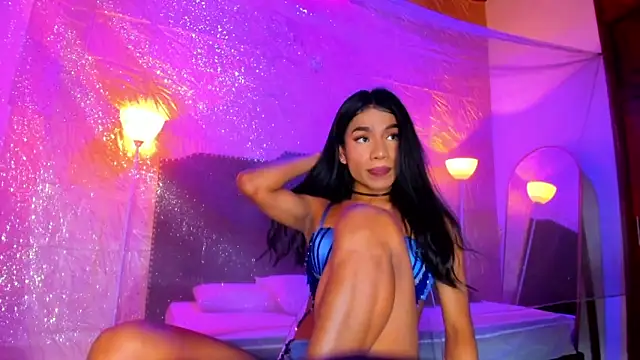 Snapshot of kimberly_Gonzalez1 chatting on 05-06-26, 03:32 kimberly Gonzalez1 online show from 05-06-26, 03:32