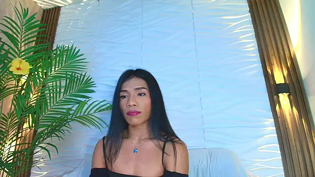 Snapshot of kimberly_Gonzalez1 chatting on 10-02-25, 03:43 kimberly Gonzalez1 online show from 10-02-25, 03:43