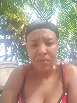 Snapshot of Surreyaa chatting on 02-04-26, 07:42 Surreyaa online show from 02-04-26, 07:42