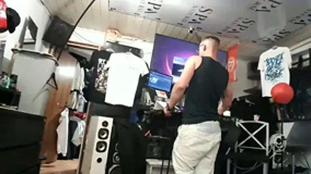 0815lukas2024 online show from 06-19-26, 01:44