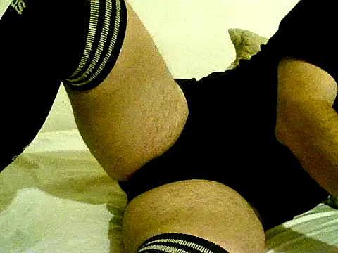 Snapshot of pollarikaaa chatting on 11-04-25, 02:26 pollarikaaa online show from 11-04-25, 02:26