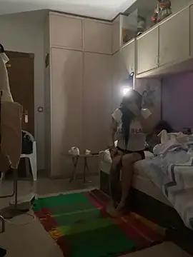 Snapshot of Kamaleonix chatting on 01-24-25, 11:34 Kamaleonix online show from 01-24-25, 11:34