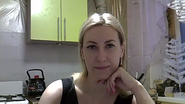 AshleyXHoney online show from 12-26-24, 05:26