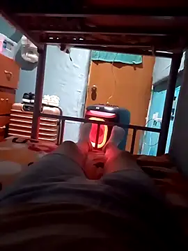 ladygmusic online show from 12-17-25, 02:22