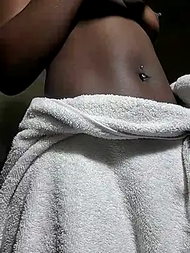 julietunderwoood online show from 02-26-26, 04:12