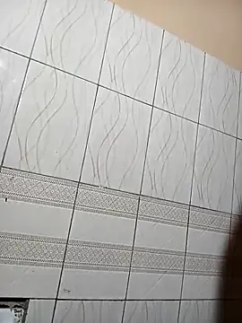 julietunderwoood online show from 10-20-25, 04:03