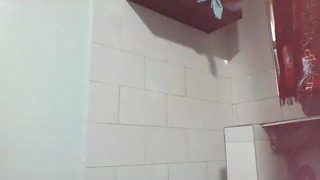 julietunderwoood online show from 04-15-26, 04:18