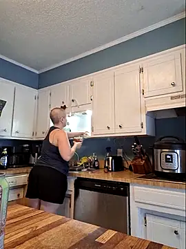MilfyMrsRobinson online show from 05-07-26, 03:15